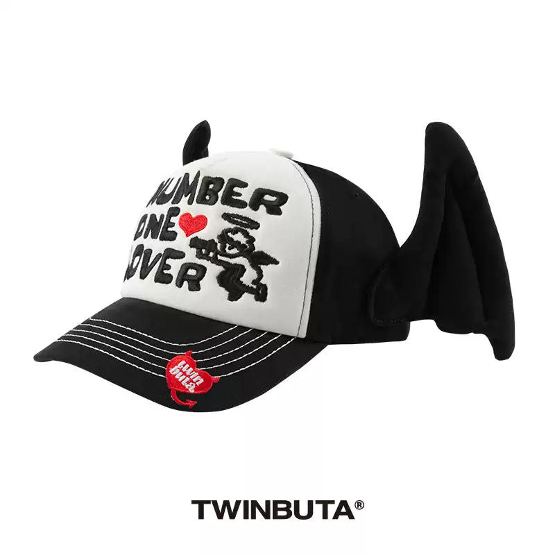 TWINBUTA BUTA Demon Heart-Stealing Little Devil Wing Cap