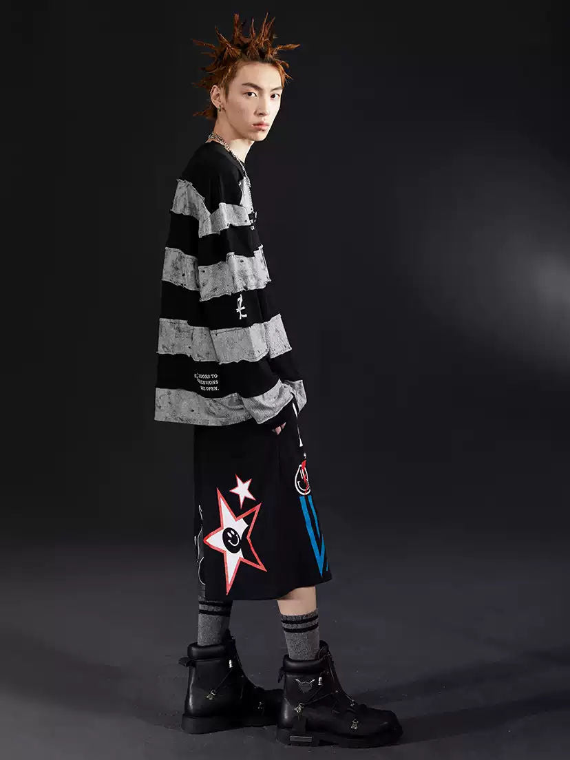 VENTUREK Graffiti Spray Print Casual Shorts Men's Loose Streetwear Summer