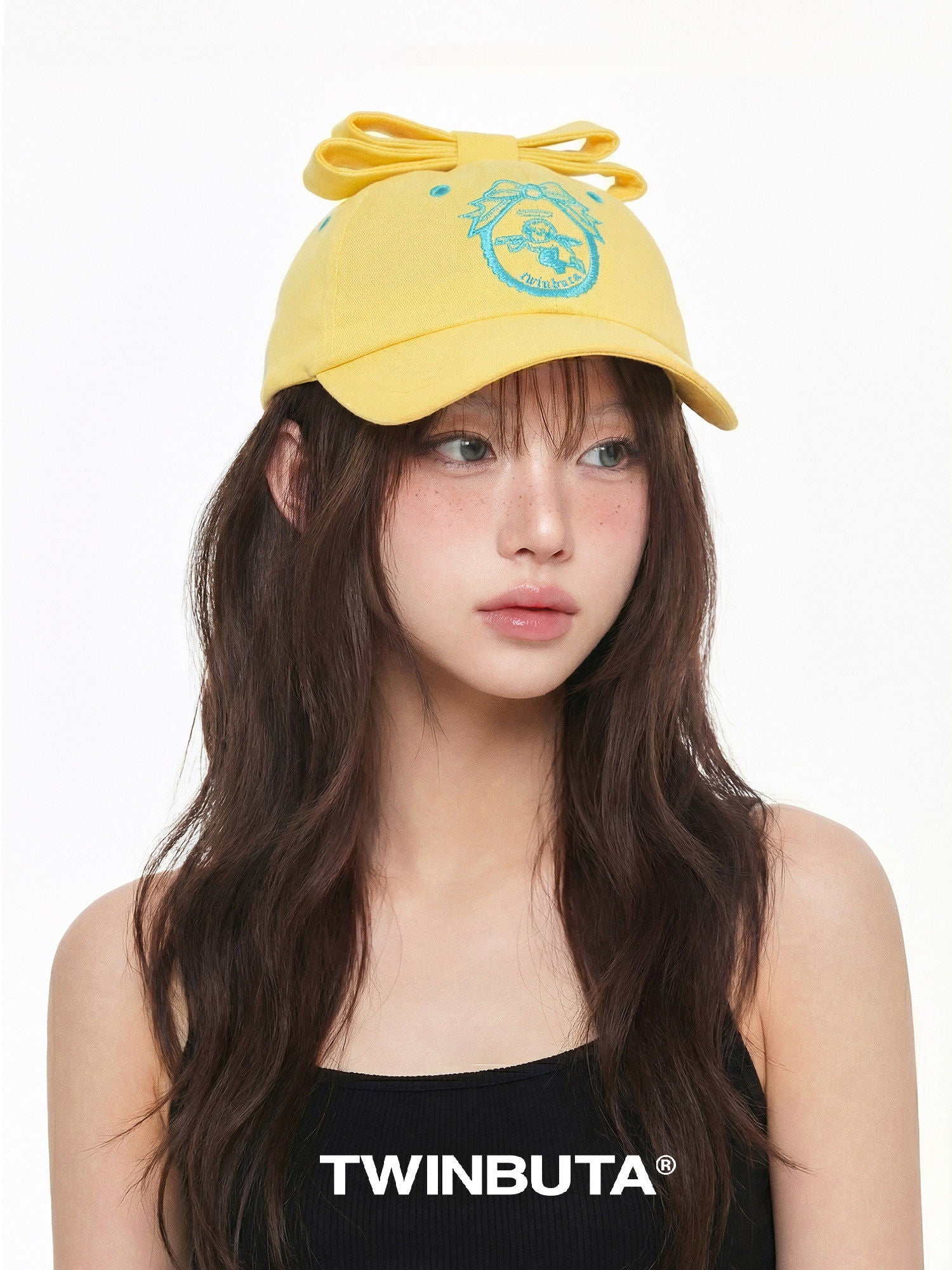 TWINBUTA Rebellious Cupid 3D Bow Contrast Embroidery Baseball Cap